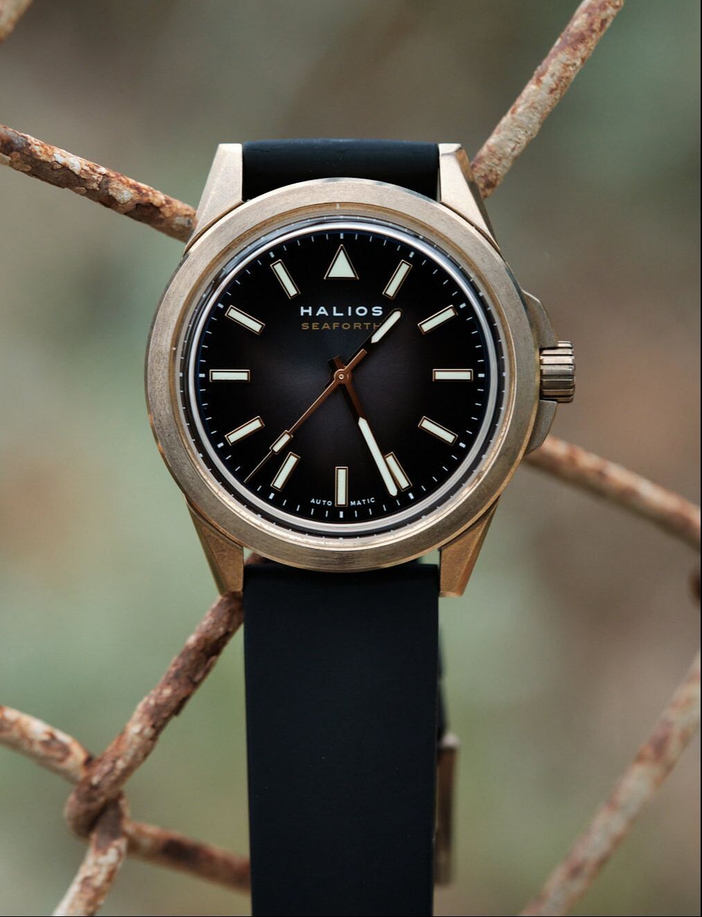 Macro photo of Halios Seaforth Bronze automatic wrist watch